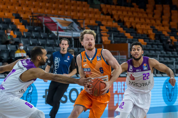 的篮下杀伤 的篮下杀伤