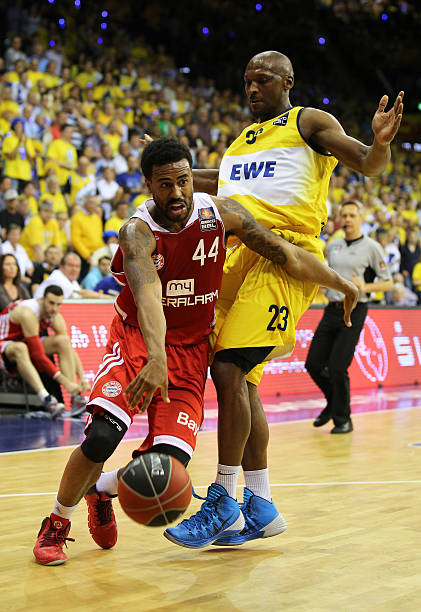 体育合同中 体育合同中