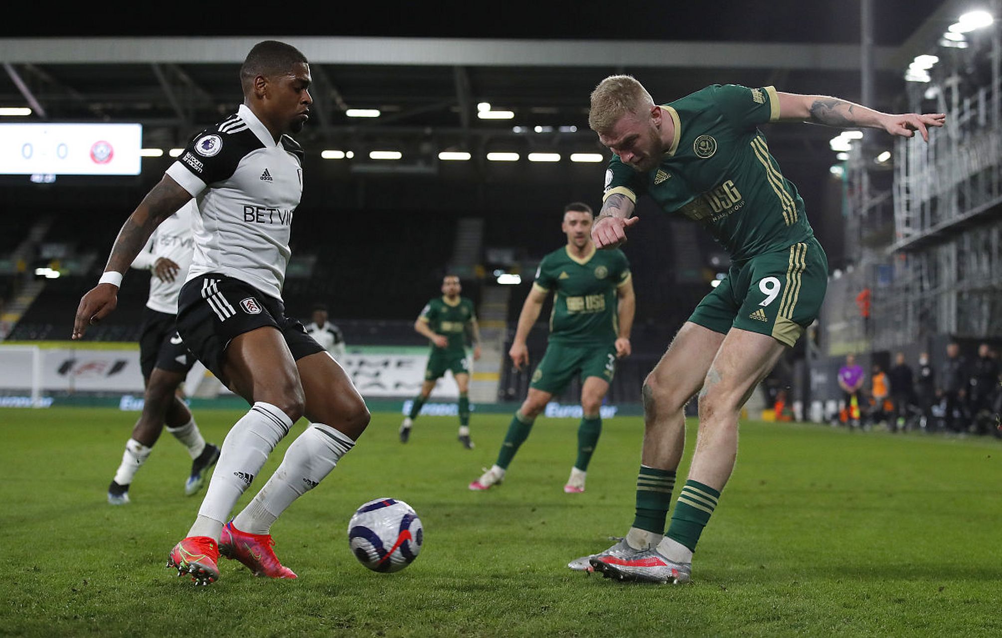 秩序发生冲 秩序发生冲